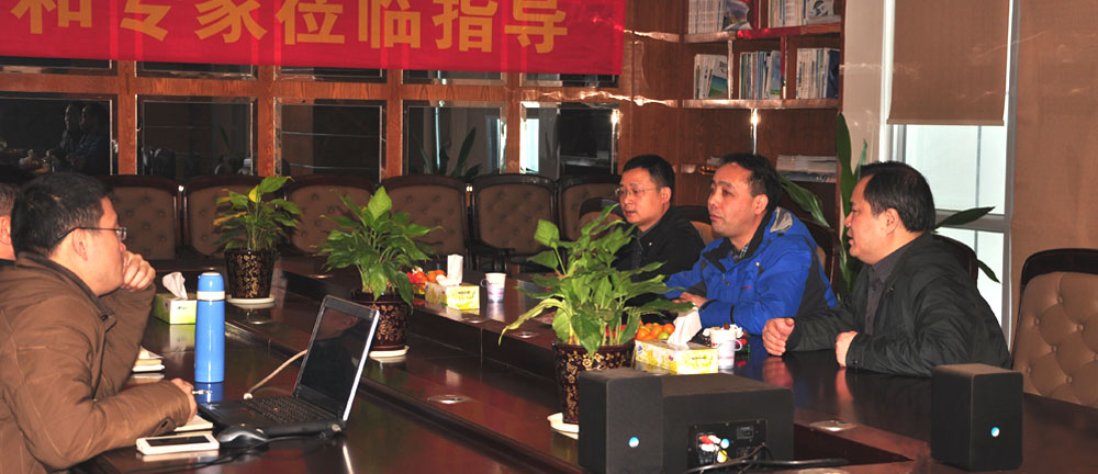 全國電磁計量技術(shù)委員會邵海明秘書長在湖南省計量檢測研究院李慶先副院長的陪同下，蒞臨銀河電氣指導(dǎo)工作