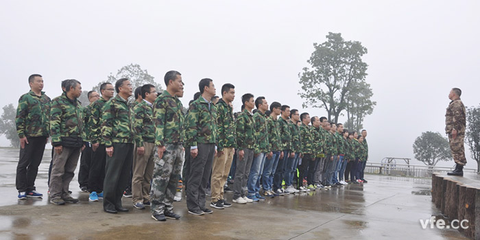 以用戶為中心，銀河電氣開展“卓越團(tuán)隊(duì)”拓展訓(xùn)練