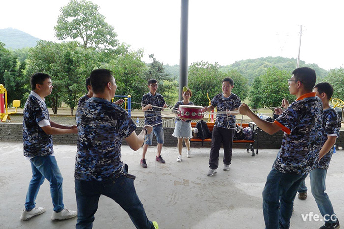 新員工拓展訓(xùn)練游戲中 新員工拓展訓(xùn)練游戲中